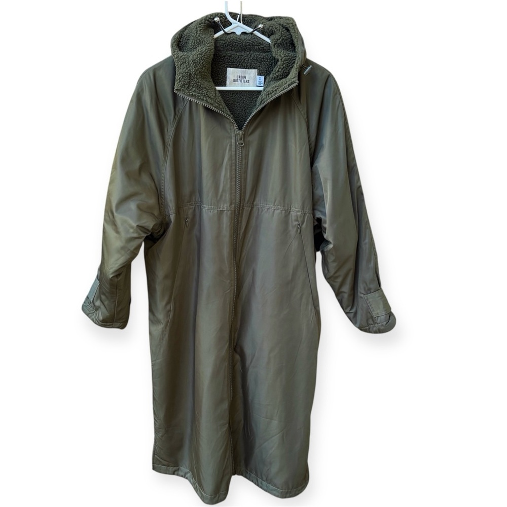 Urban Outfitters Wm’s Alex Longline Fleece Lined Utility Coat NWOT Khaki Green M